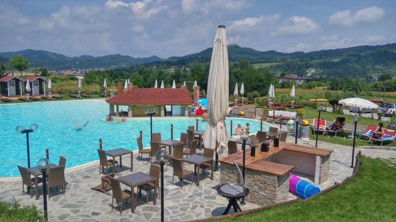 Relais Black Horse Millesimo Bagian luar foto