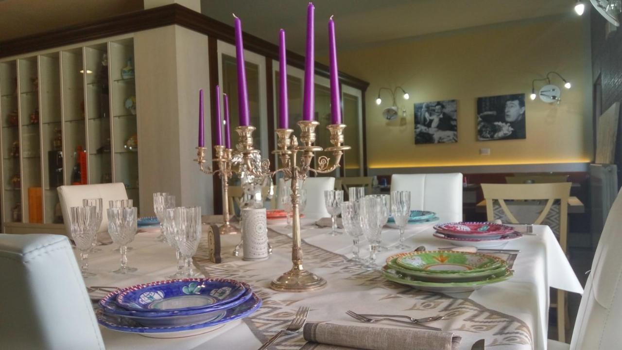 Relais Black Horse Millesimo Bagian luar foto