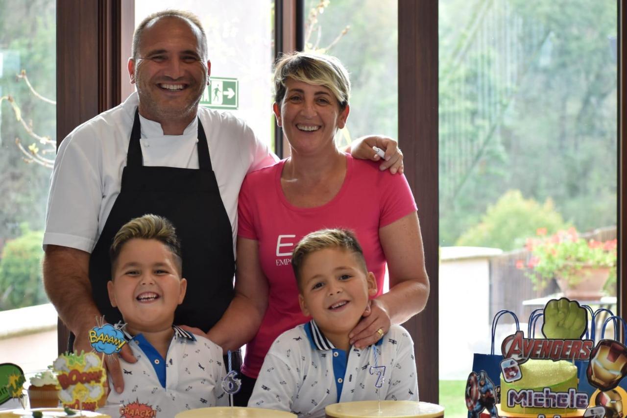 Relais Black Horse Millesimo Bagian luar foto