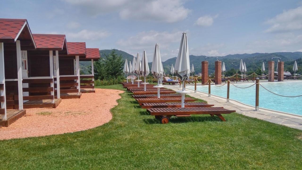 Relais Black Horse Millesimo Bagian luar foto